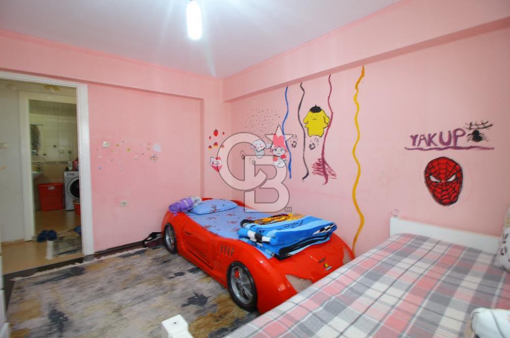 Gaziemir ırmak mah.de site içinde satılık çift cephe 3+1 daire