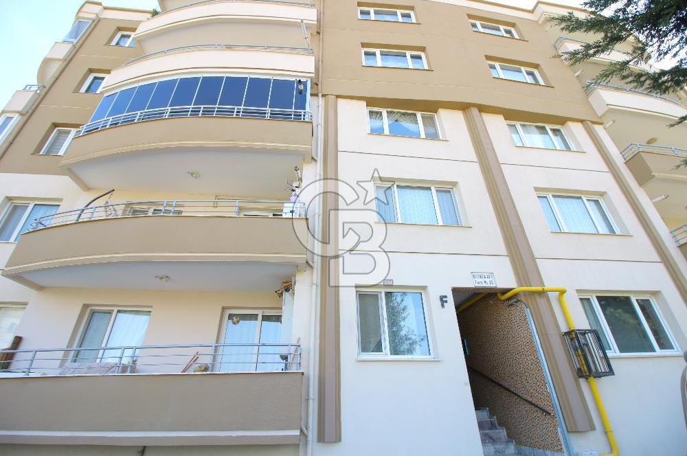 Gaziemir ırmak mah.de site içinde satılık çift cephe 3+1 daire