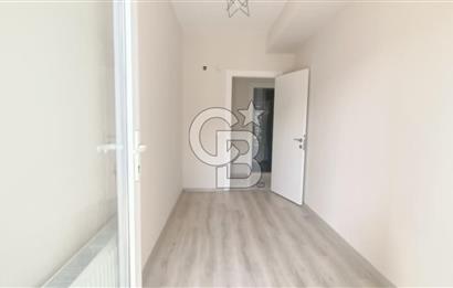 İzmir Bayraklı Kiralık Teraslı 2+1 Daire 