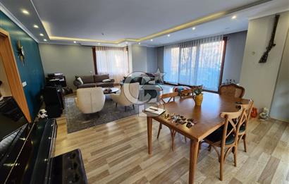 Suadiyede 140 m²,Geniş Kullanım Alanlı 4+1 Kiralık Daire