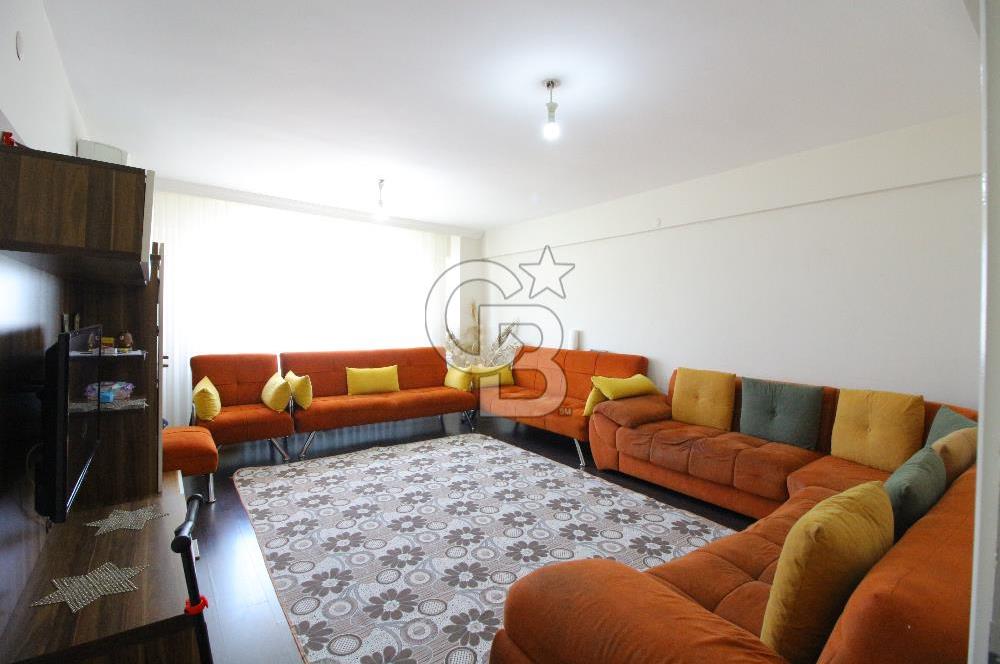 Gaziemir ırmak mah.de site içinde satılık çift cephe 3+1 daire