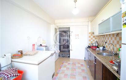 Gaziemir ırmak mah.de site içinde satılık çift cephe 3+1 daire