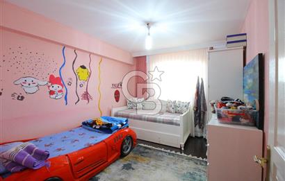 Gaziemir ırmak mah.de site içinde satılık çift cephe 3+1 daire