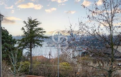 Çengelköy Mesa Evlerinde  Deniz Manzaralı Satılık 4+1  Daire