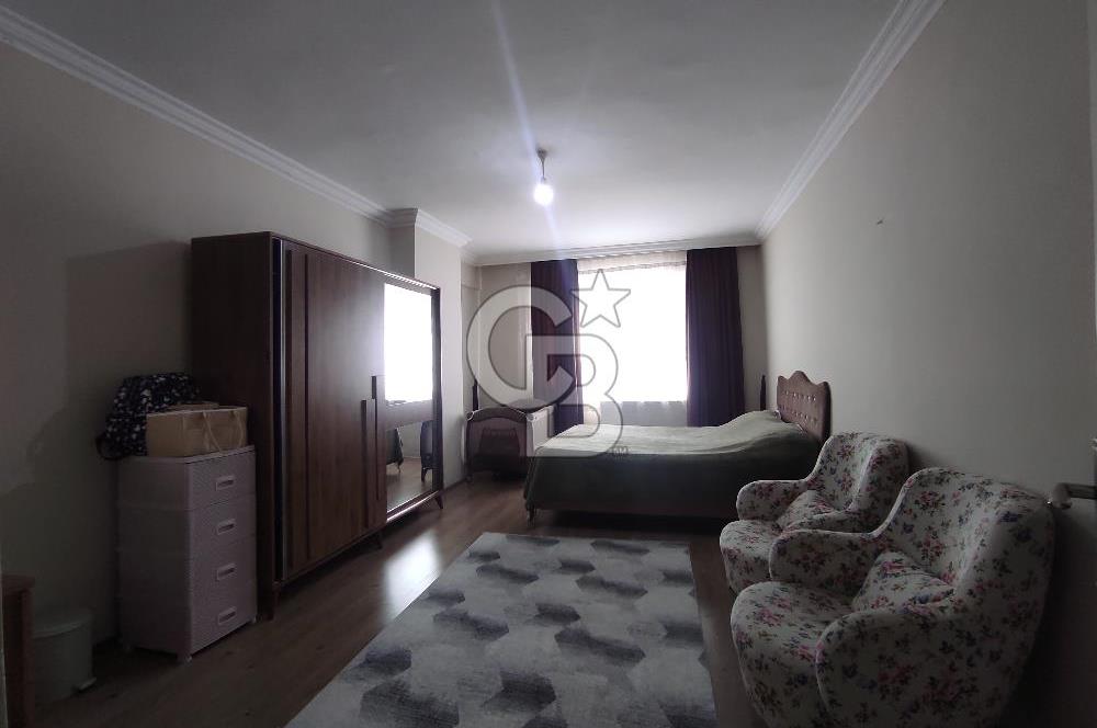 ESENYURT ZAFER MAHALLESİNDE FIRSAT DAİRE 