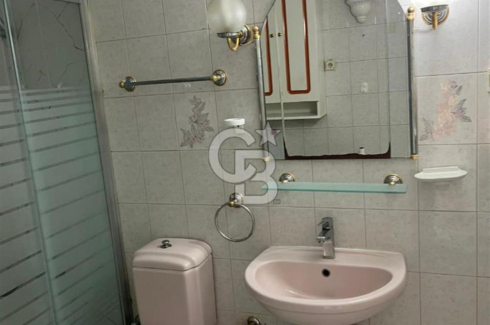 Narlıdere Ilıca Site İçerisinde Geniş Kiralık 3+1 Daire