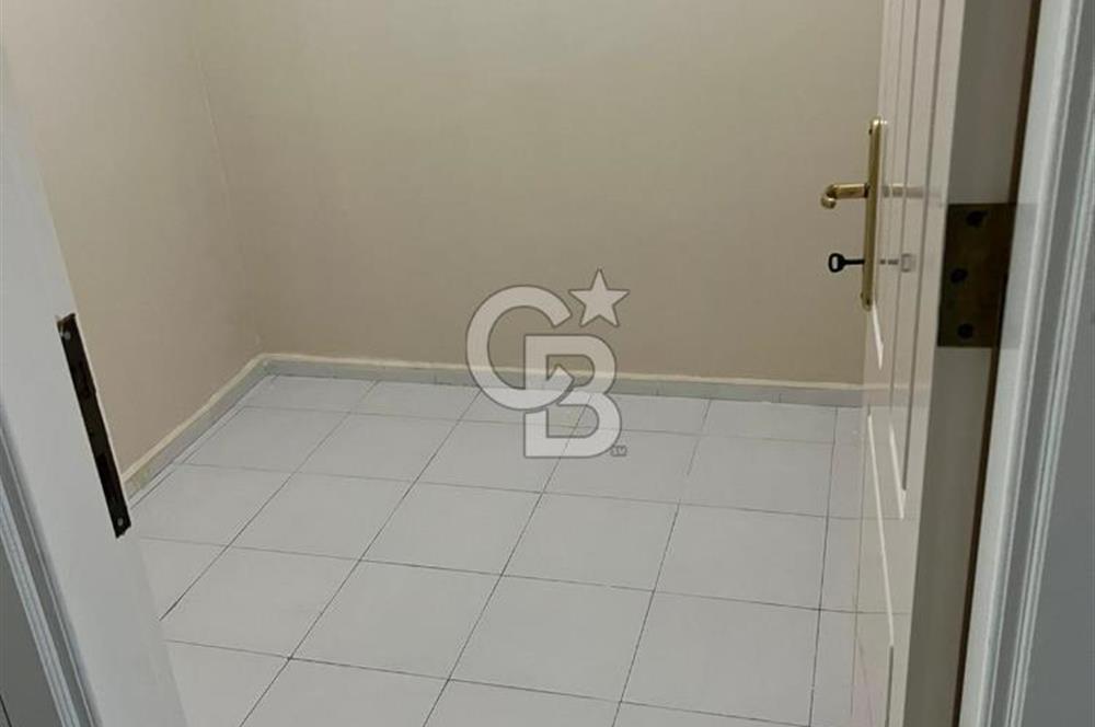 Narlıdere Ilıca Site İçerisinde Geniş Kiralık 3+1 Daire