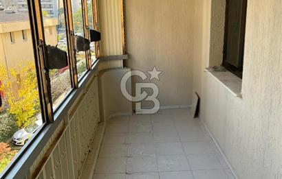 Narlıdere Ilıca Site İçerisinde Geniş Kiralık 3+1 Daire