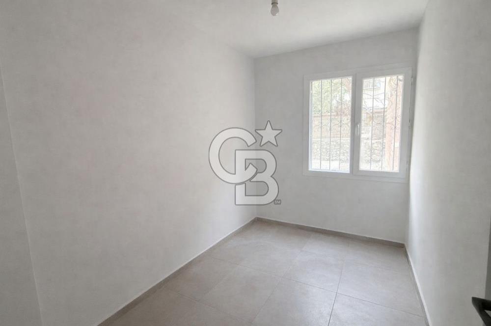 Karşıyaka'da Sahilin Tam Karşısında 110M2 Çift Cepheli Dükkan