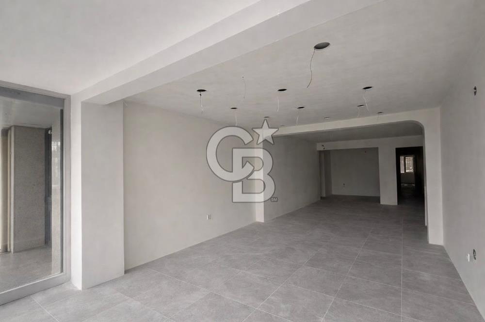 Karşıyaka'da Sahilin Tam Karşısında 110M2 Çift Cepheli Dükkan