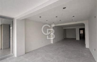 Karşıyaka'da Sahilin Tam Karşısında 110M2 Çift Cepheli Dükkan