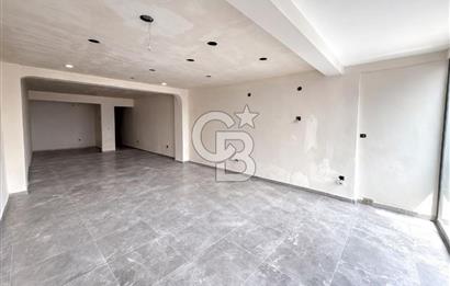 Karşıyaka'da Sahilin Tam Karşısında 110M2 Çift Cepheli Dükkan