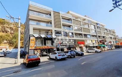 İzmir Bayraklı Kiralık Teraslı 2+1 Daire 