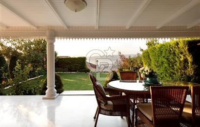 CB AMBIANCE'DAN GEMLİK/UMURBEY'DE EMSALSİZ 7+2 TRİPLEKS VİLLA