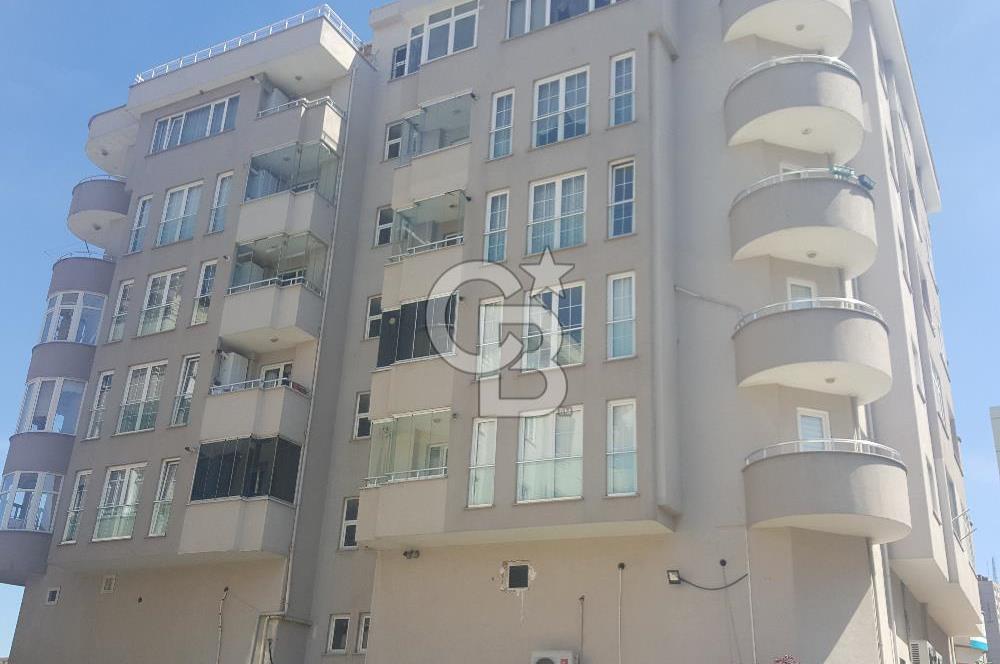 Yenikent'in (Mutlukent) en merkezi bölgesinde satılık daire.