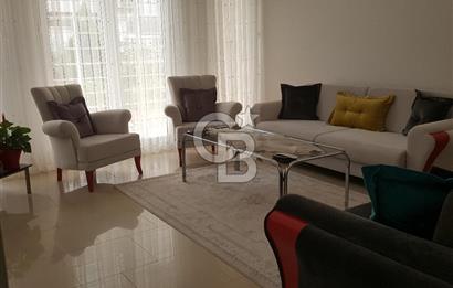 Yenikent'in (Mutlukent) en merkezi bölgesinde satılık daire.