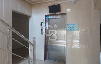 Yenikent'in (Mutlukent) en merkezi bölgesinde satılık daire.