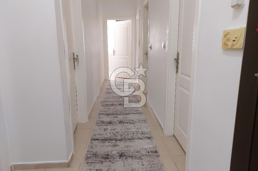 Yenikent'in (Mutlukent) en merkezi bölgesinde satılık daire.