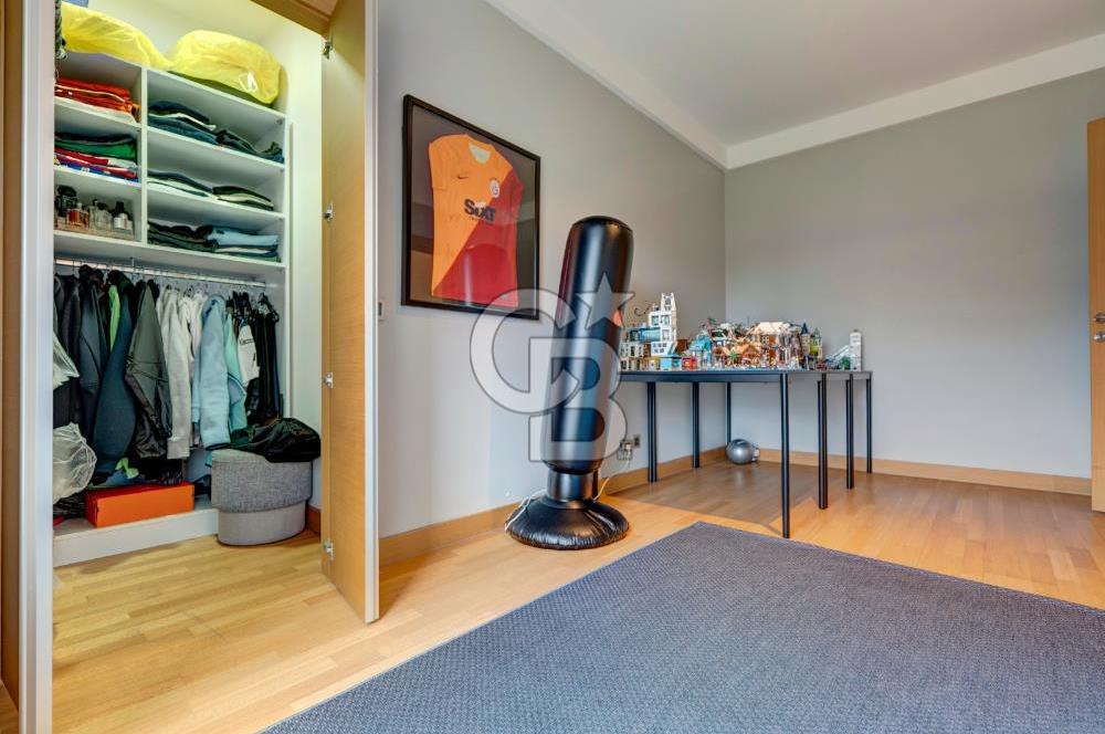 Çengelköy Mesa Evlerinde  Deniz Manzaralı Satılık 4+1  Daire