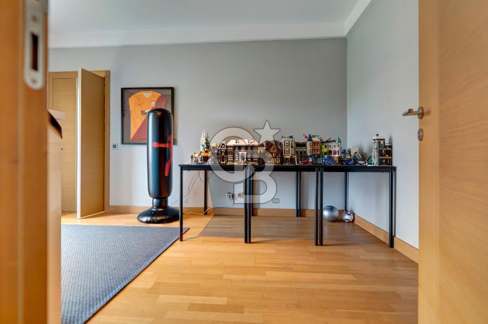 Çengelköy Mesa Evlerinde Deniz Manzaralı Kiralık  4+1 Daire