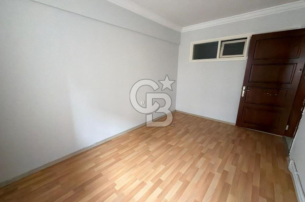 KARŞIYAKA AKSOY'DA MODERN TADİLATLI 3+1 SAHİLE YAKIN SATILIK DAİRE