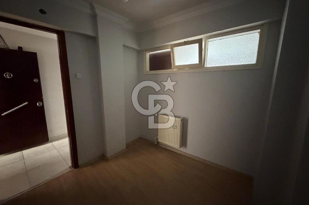 KARŞIYAKA AKSOY'DA MODERN TADİLATLI 3+1 SAHİLE YAKIN SATILIK DAİRE