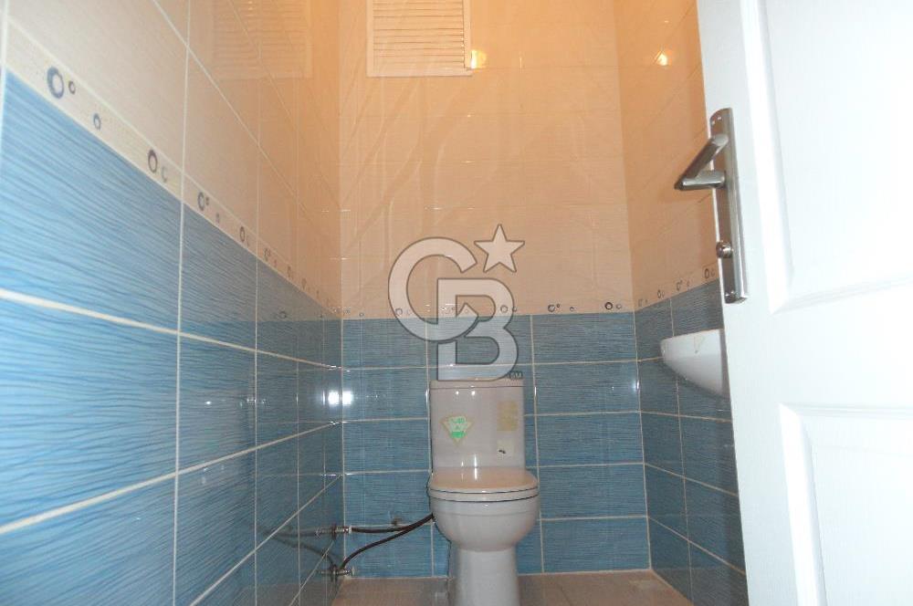 Yenikent'in (Mutlukent) en merkezi bölgesinde satılık daire.