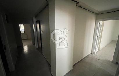BEYOĞLU SÜTLÜCEDE OTOPARKLI, SIFIR 4+1 KİRALIK DAİRE