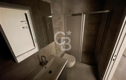 BEYOĞLU SÜTLÜCEDE OTOPARKLI, SIFIR 4+1 KİRALIK DAİRE