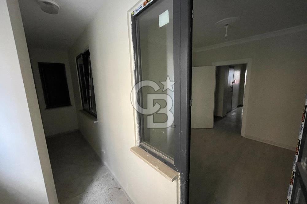 BEYOĞLU SÜTLÜCEDE OTOPARKLI, SIFIR 4+1 KİRALIK DAİRE
