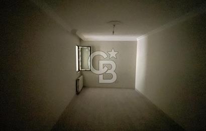 BEYOĞLU SÜTLÜCEDE OTOPARKLI, SIFIR 4+1 KİRALIK DAİRE