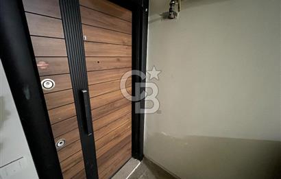 BEYOĞLU SÜTLÜCEDE OTOPARKLI, SIFIR 4+1 KİRALIK DAİRE