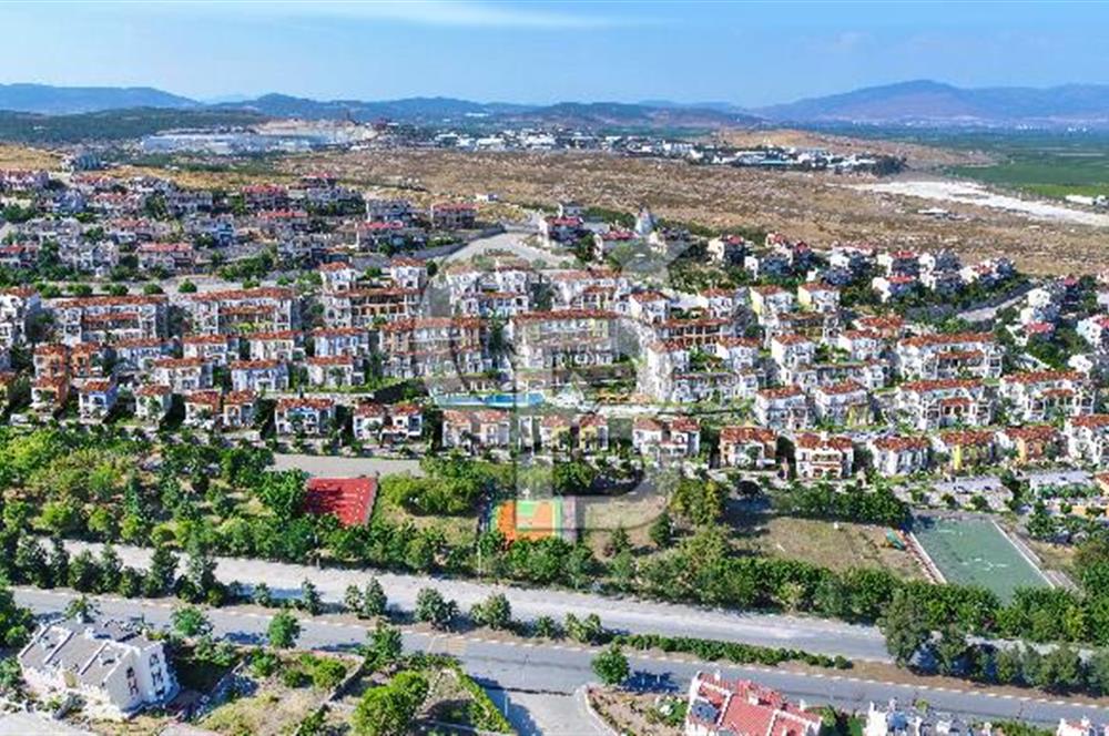 Villarima'da 4+1 Satılık Villa Tipi Geniş Bahçeli lux Daire