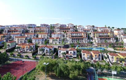 Menemen Seyrek Villarima'da 3+1 Satılık Viila Tipi lux Daire