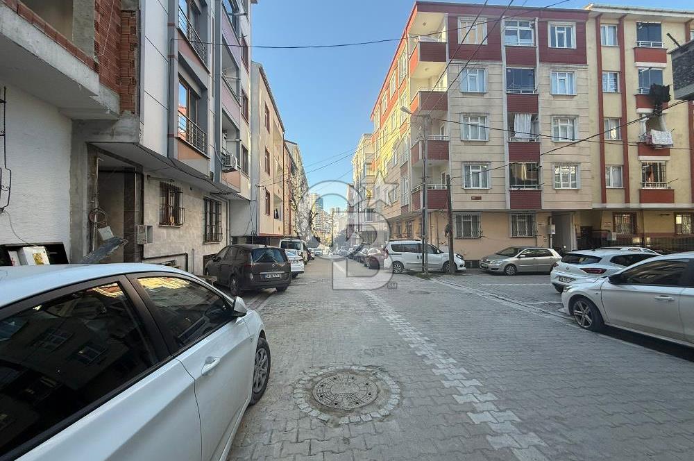 Esenyurt Talatpaşa'da Merkezi, Boş, Satılık 2+1 Daire