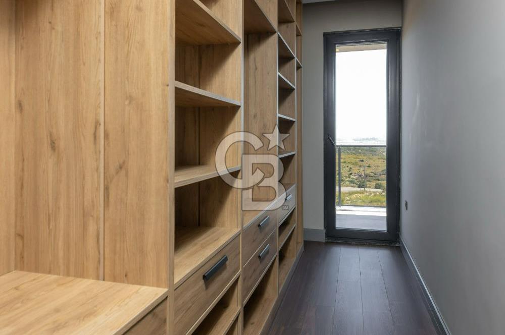 Ermenek Mahallesi'nde Lüks 4+2 Satılık Tripleks Villa