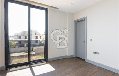 Ermenek Mahallesi'nde Lüks 4+2 Satılık Tripleks Villa