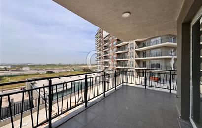 Statü Yücesoy'da 3+1 Plus 3 Balkonlu Ebeveyn Banyolu Lux Daire