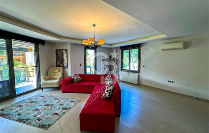 Kuşadası Marina’da 140 m² 2+1 Köşe Bahçe Katı Daire | Eşyalı | Kapalı Mutfak | Havuzlu Site