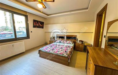 Kuşadası Marina’da 140 m² 2+1 Köşe Bahçe Katı Daire | Eşyalı | Kapalı Mutfak | Havuzlu Site