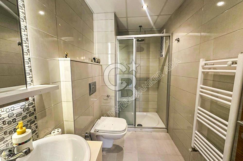 Kuşadası Marina’da 140 m² 2+1 Köşe Bahçe Katı Daire | Eşyalı | Kapalı Mutfak | Havuzlu Site