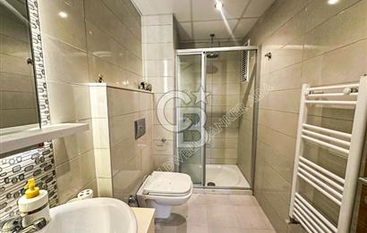 Kuşadası Marina’da 140 m² 2+1 Köşe Bahçe Katı Daire | Eşyalı | Kapalı Mutfak | Havuzlu Site