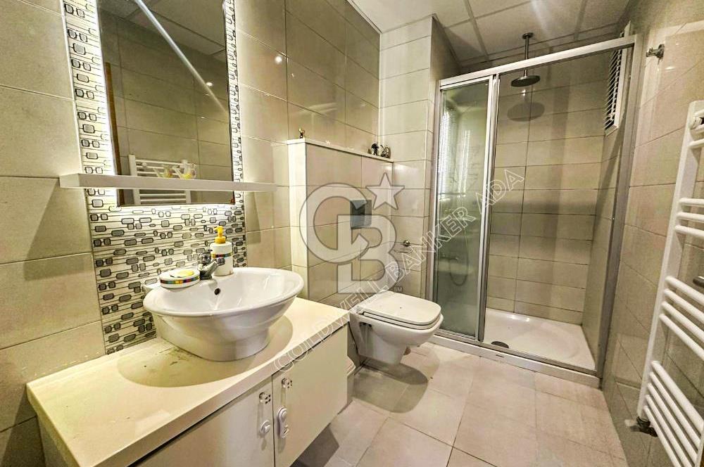 Kuşadası Marina’da 140 m² 2+1 Köşe Bahçe Katı Daire | Eşyalı | Kapalı Mutfak | Havuzlu Site