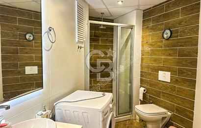 Kuşadası Marina’da 140 m² 2+1 Köşe Bahçe Katı Daire | Eşyalı | Kapalı Mutfak | Havuzlu Site