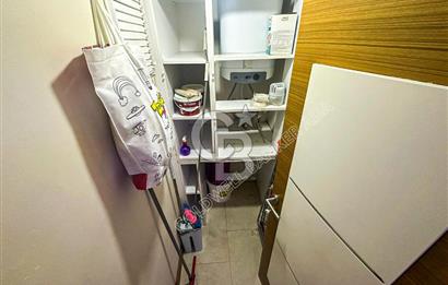 Kuşadası Marina’da 140 m² 2+1 Köşe Bahçe Katı Daire | Eşyalı | Kapalı Mutfak | Havuzlu Site