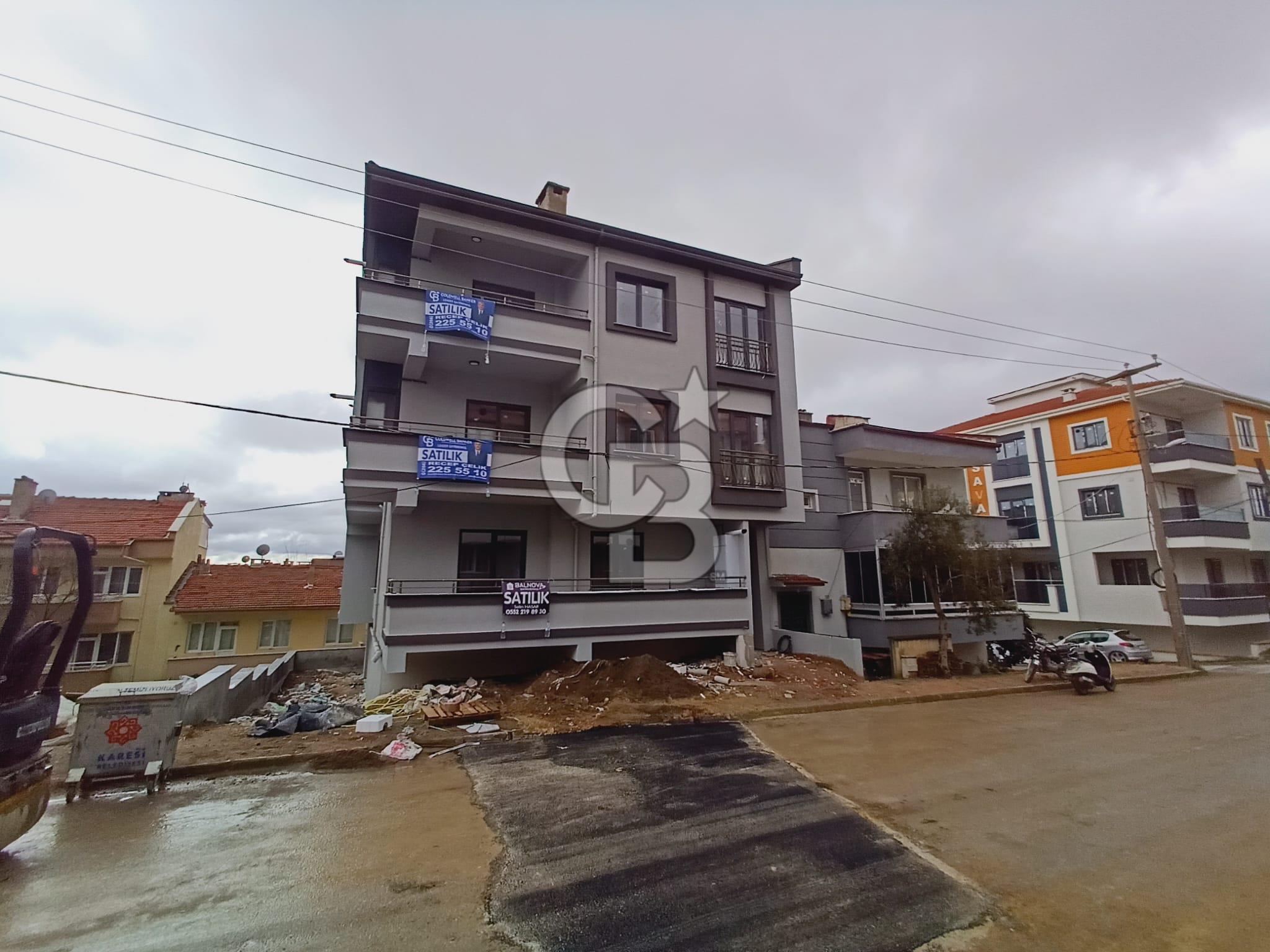 CB.LEADER'DAN 1.SAKARYA MAH.2+1 AYRI MUTFAK GENİŞ SIFIR ARAKAT