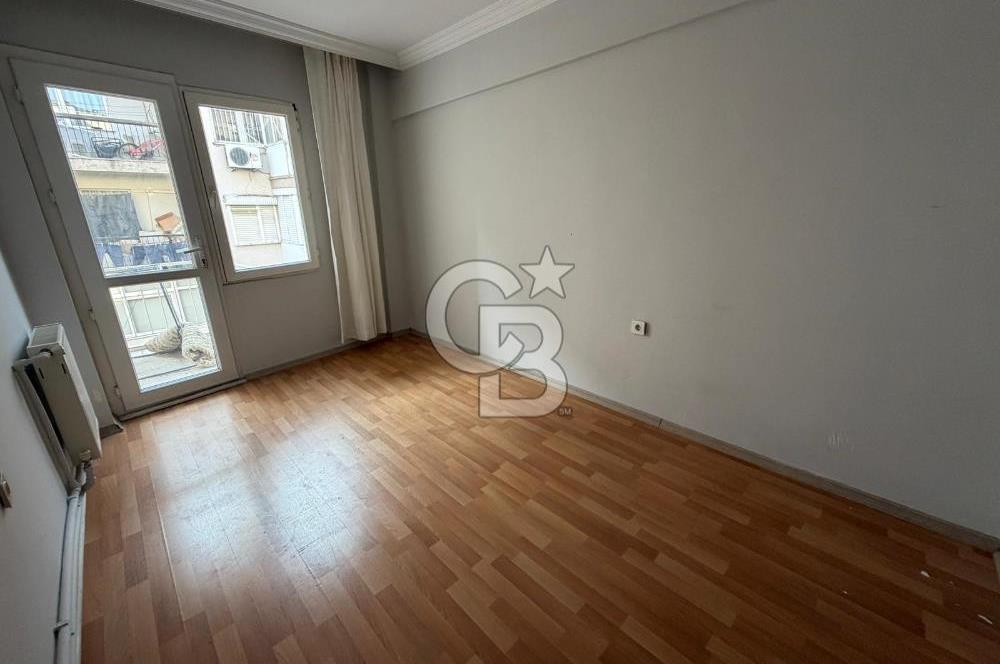 KARŞIYAKA AKSOY'DA MODERN TADİLATLI 3+1 SAHİLE YAKIN SATILIK DAİRE