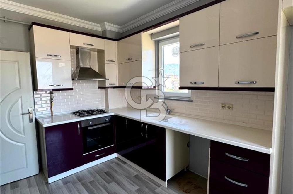 Şahincilide Deniz ve Şehir Manzaralı 3+1 Daire