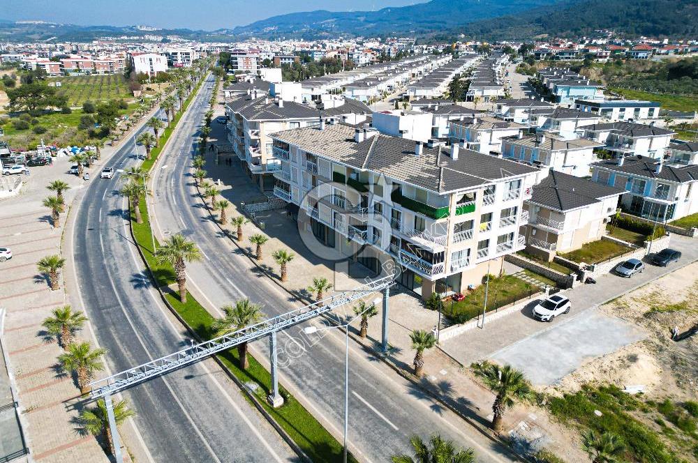 Kuşadası Davutlar'da Anayol Üzerinde Fırsat Dükkân