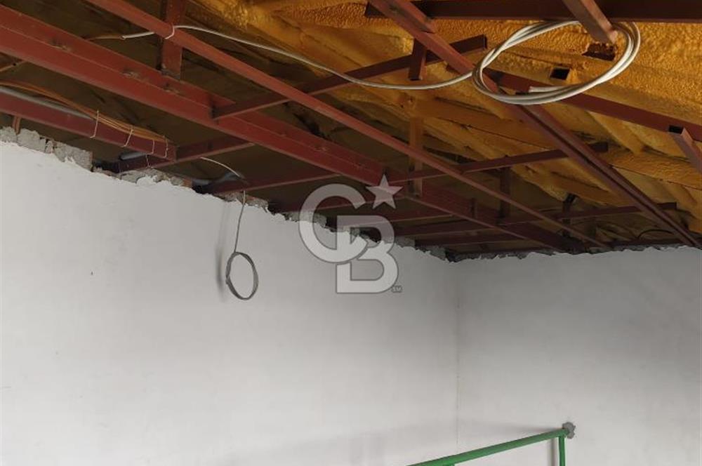 KAĞITHANE TALATPAŞA’DA 7 KATLI KOMPLE BİNADA 1600 M² KİRALIK TİCARİ ALAN